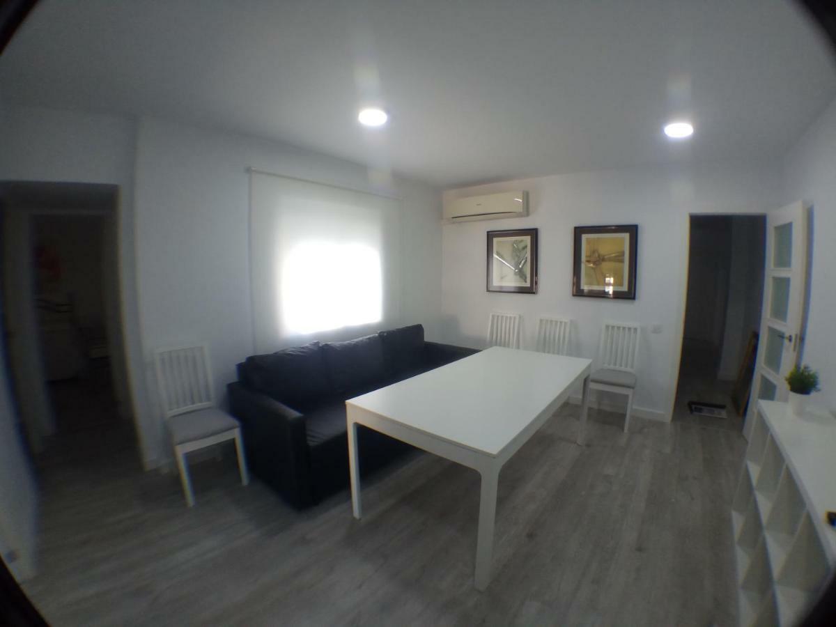 Guesting Ladreda Apartment กาดิซ ภายนอก รูปภาพ