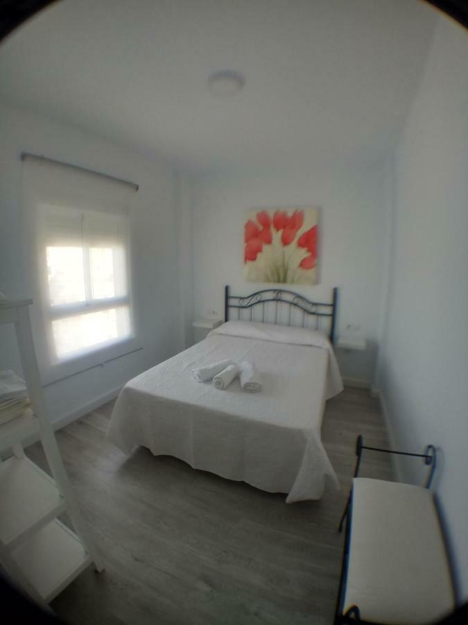 Guesting Ladreda Apartment กาดิซ ภายนอก รูปภาพ